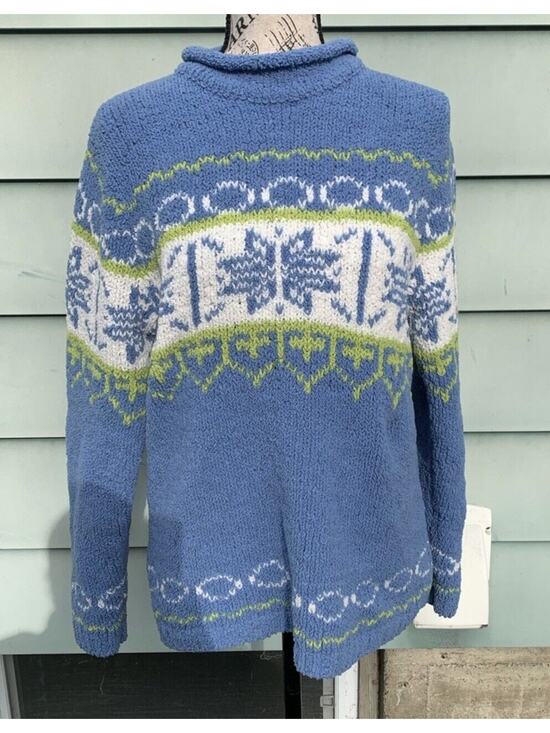 Yarnworks Sweaters - Vintage Yarnworks soft Fuzzy winter snowflake patterned mock neck sweater